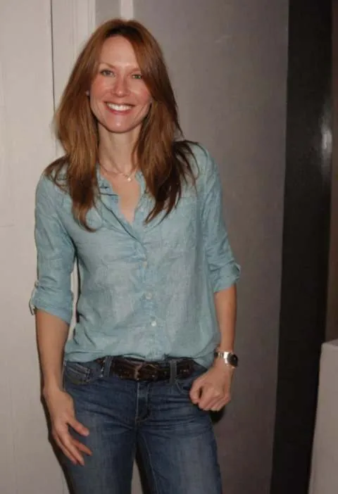 Ingrid, 47