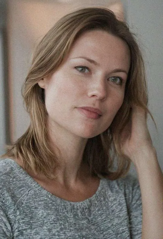 Esther, 40
