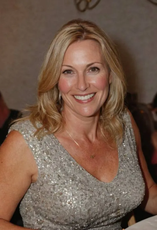 Carla, 40