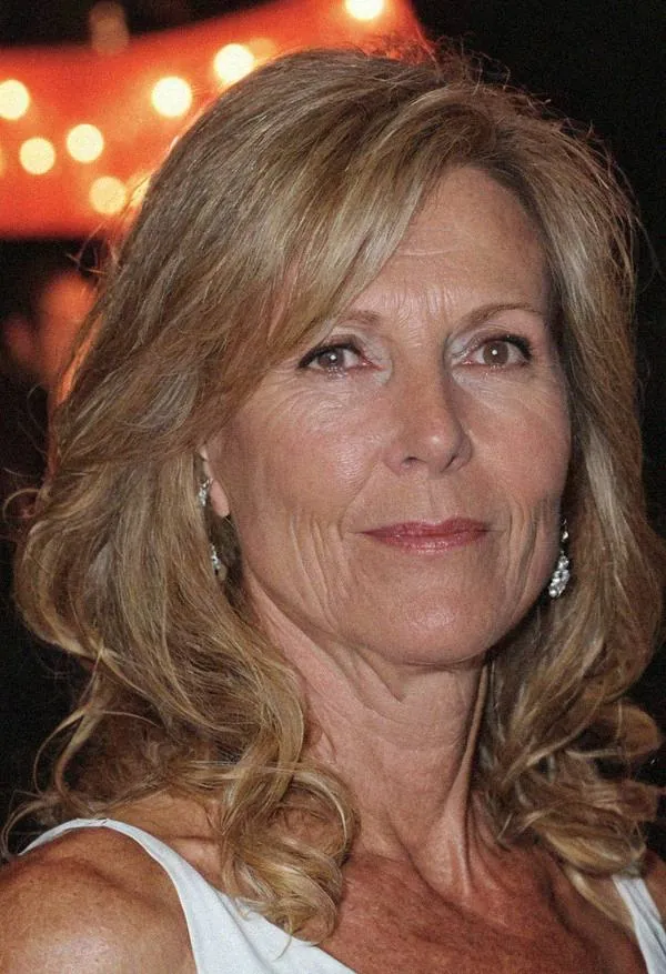 Astrid, 51