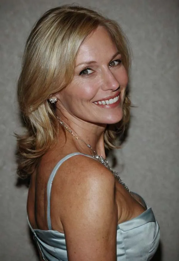 Astrid, 42